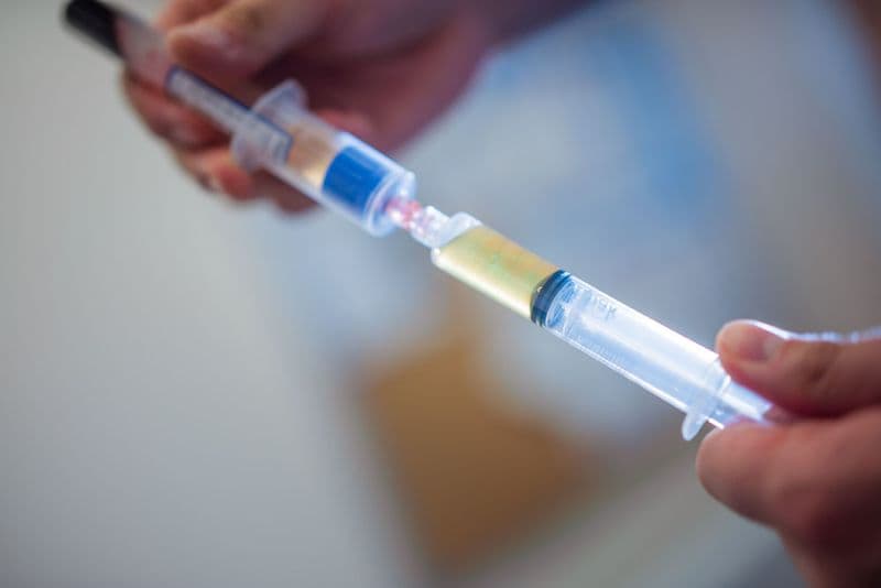 PRP vs. Hyaluronic Acid for Hip Arthritis: Navigating Your Treatment Options